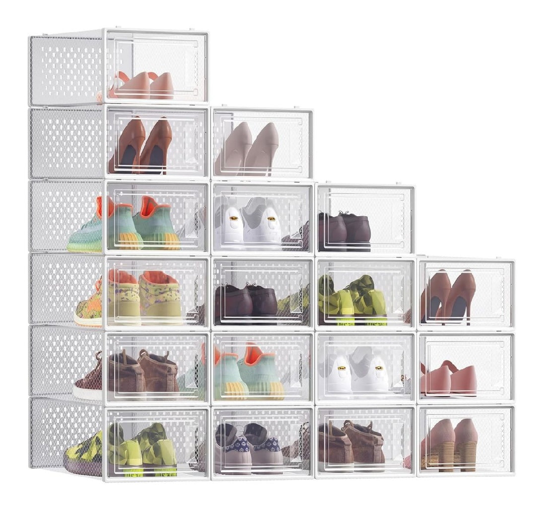 SONGMICS Boites a Chaussures Rangement Chaussures dans Plastique Pliables et Empilables pour Pointure Jusqu'a 43 Lot de 18 Transparent et Blanc Nuage LSP066W18 LSP18SWT Organiseur de chaussures en plastique transparent blanc nuage
